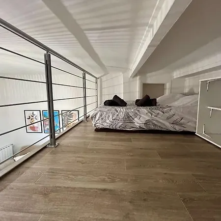Mezzanine Au Coeur De Apartment *